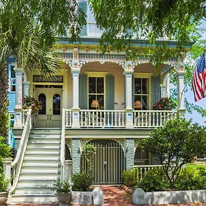 3* Bed & Breakfast Catherine Ward House